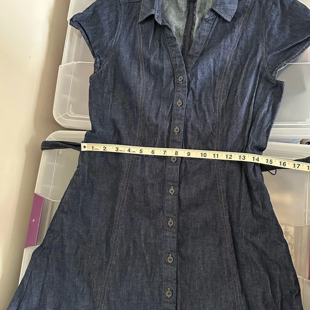 J. Crew Denim Tie Waist Tiered Hem Midi Dress Size 8 Old Money Preppy Minimalist - Picture 9 of 14